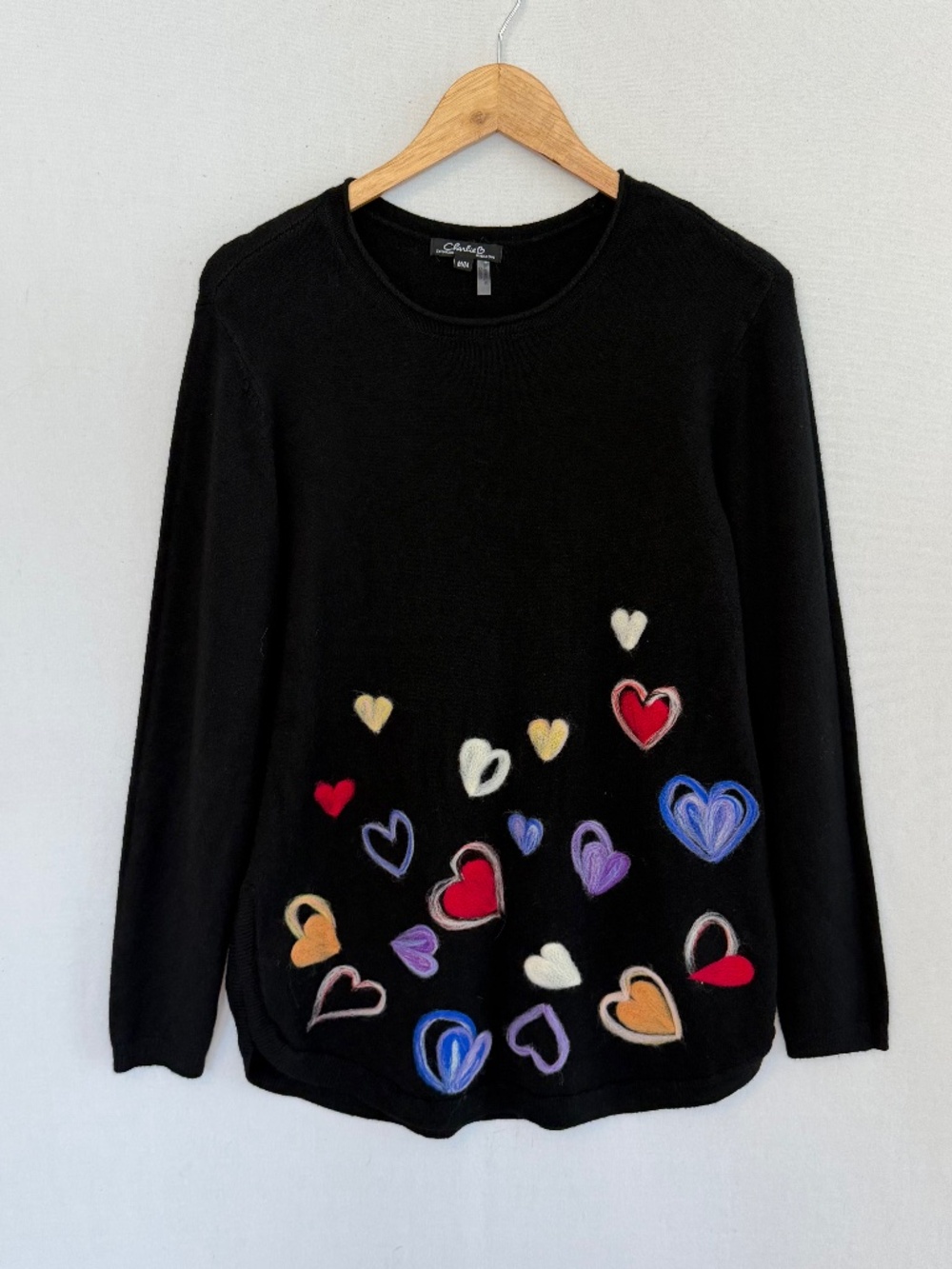 CHARLIE B Women’s Medium Black Colorful Felted Hearts Crew Neck Sweater
